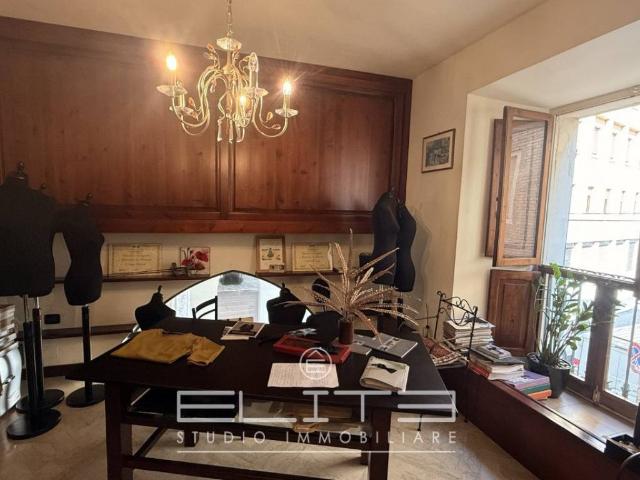 Appartamento in vendita a Capodimonte, Marche