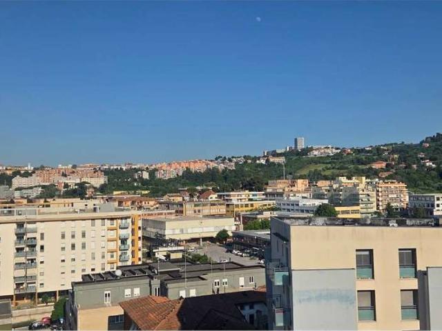 Appartamento in vendita a Marche, Ancona