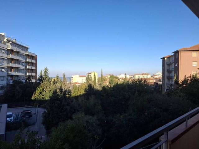 Appartamento in vendita a Marche, Ancona