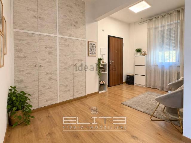 Appartamento in vendita a Torrette, Ancona