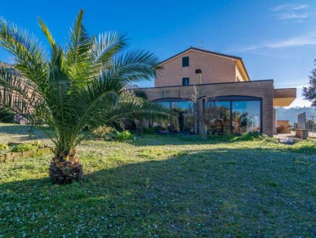 Appartamento in vendita a Marche, Ancona