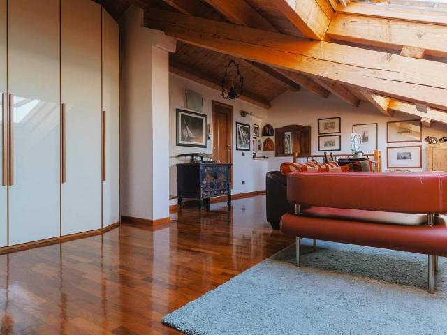Appartamento in vendita a Marche, Ancona