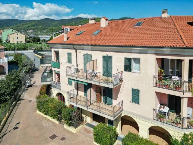 Appartamento in vendita a Molino Nuovo, Andora
