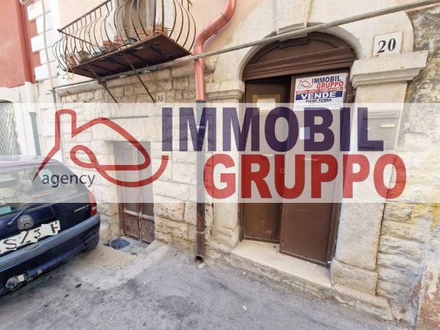Appartamento in vendita a Puglia, Barletta-andria-trani