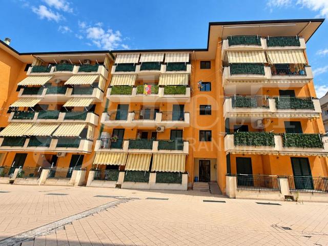 Appartamento in vendita a Angri, Campania