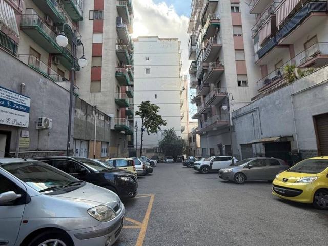 Appartamento in vendita a Angri, Salerno