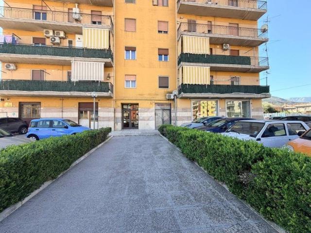 Appartamento in vendita a Angri, Campania