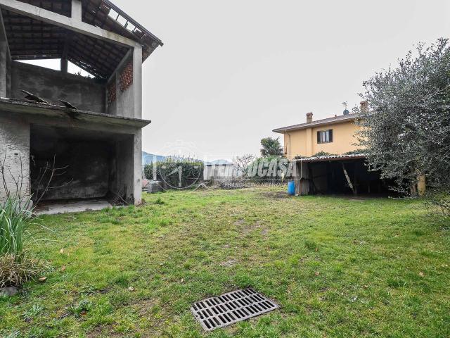 Appartamento in vendita a Annone Di Brianza, Lombardia