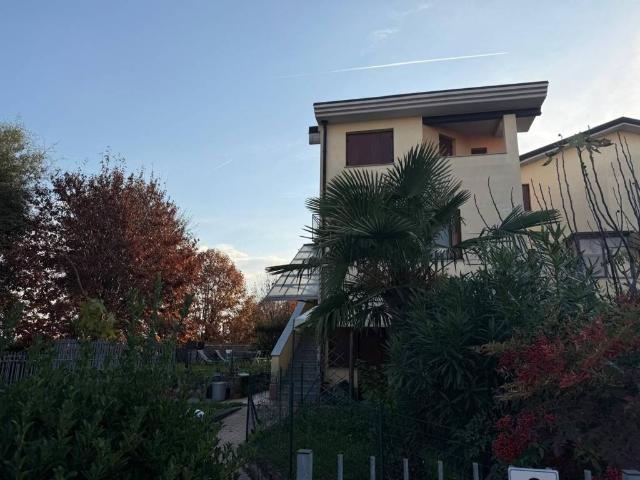Appartamento in vendita a Antegnate, Lombardia