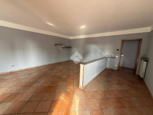 Appartamento in vendita a Antegnate, Bergamo