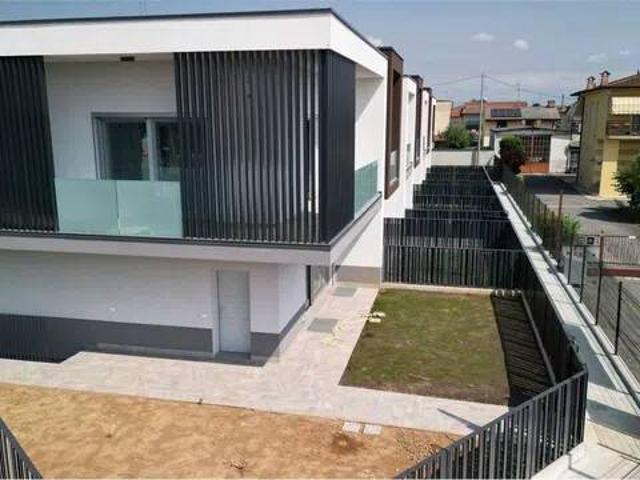 Appartamento in vendita a Antegnate, Lombardia