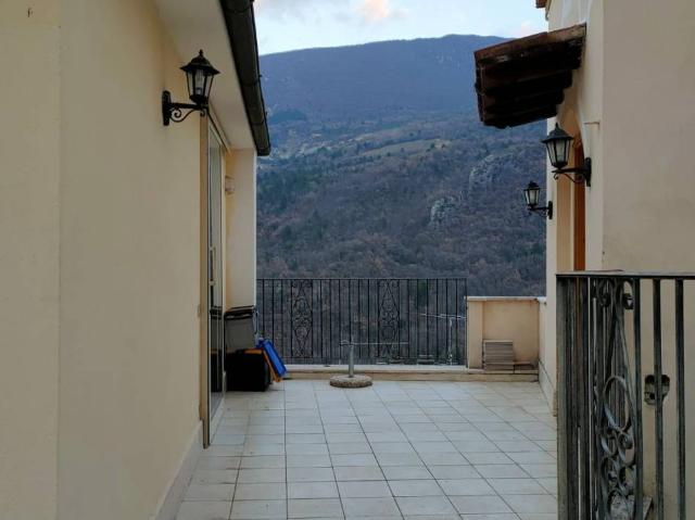 Appartamento in vendita a Anversa Degli Abruzzi, Abruzzo