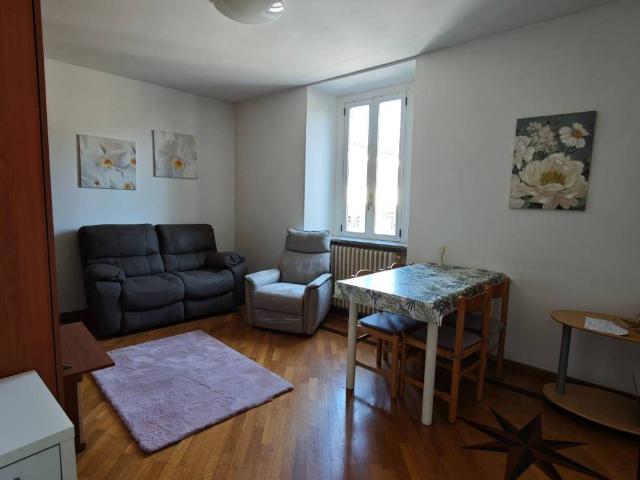 Appartamento in vendita a Anzano Del Parco, Lombardia