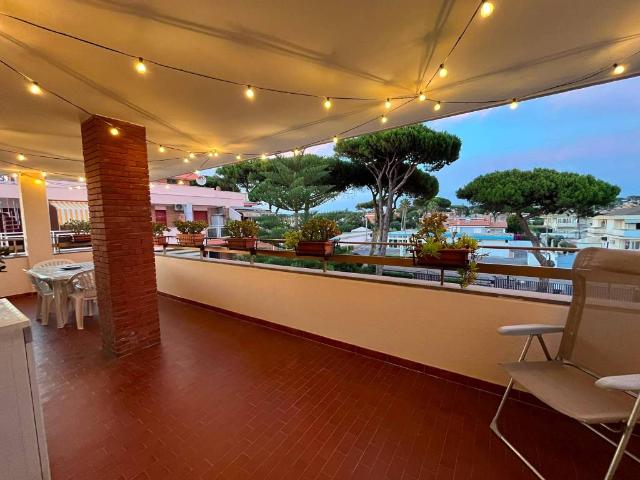 Appartamento in vendita a Lido di Enea, Roma Capitale