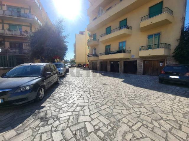 Appartamento in vendita a Europa, Roma Capitale