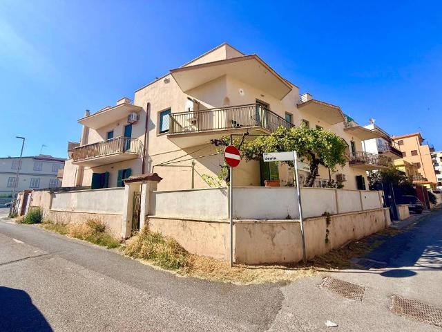 Appartamento in vendita a Anzio Colonia, Roma Capitale
