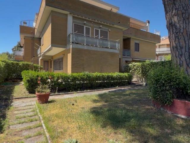 Appartamento in vendita a Lido di Enea, Roma Capitale