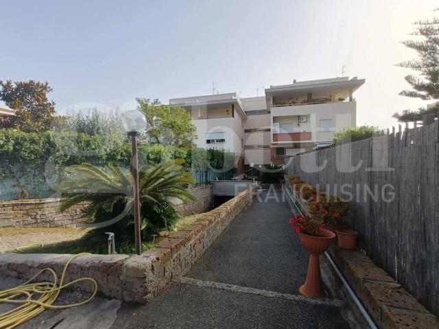 Appartamento in vendita a Lido di Enea, Roma Capitale