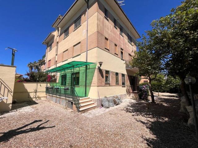 Appartamento in vendita a Lido di Enea, Roma Capitale