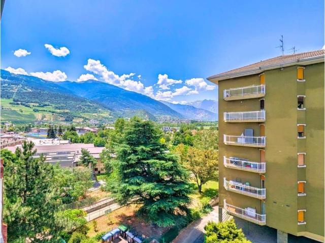 Appartamento in vendita a Pallin, Aosta