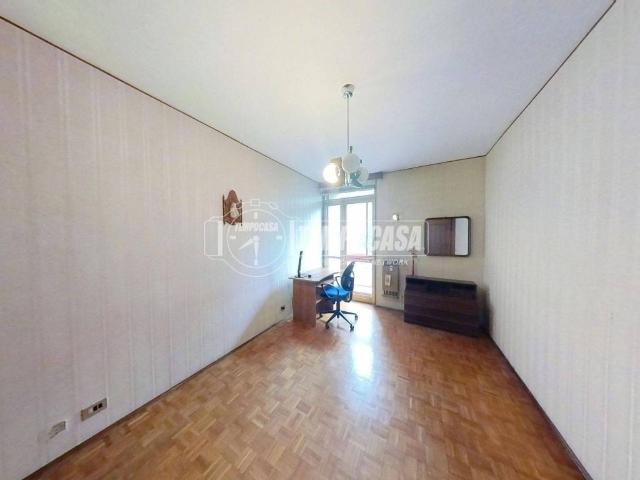 Appartamento in vendita a Porossan-Le Movisod, Aosta
