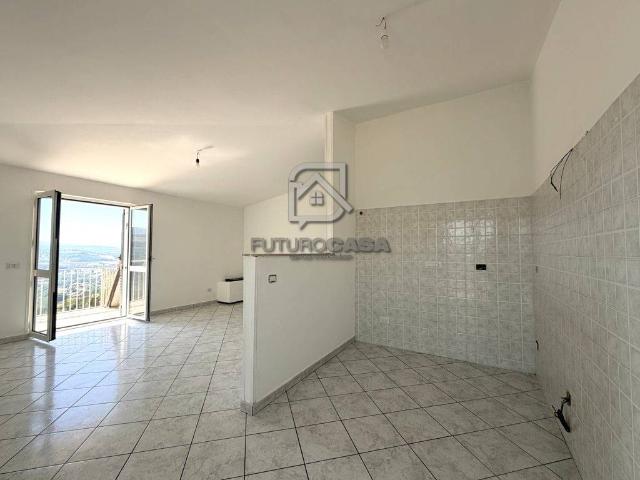 Appartamento in vendita a Apice, Campania