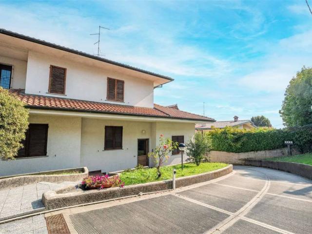 Appartamento in vendita a Villa, Appiano Gentile