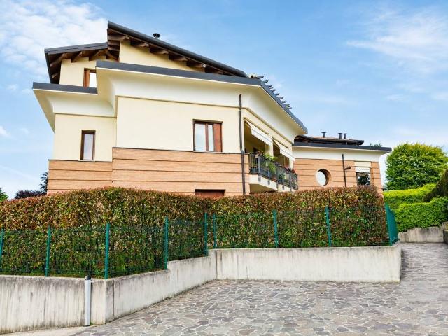 Appartamento in vendita a Cascina Caldara, Appiano Gentile