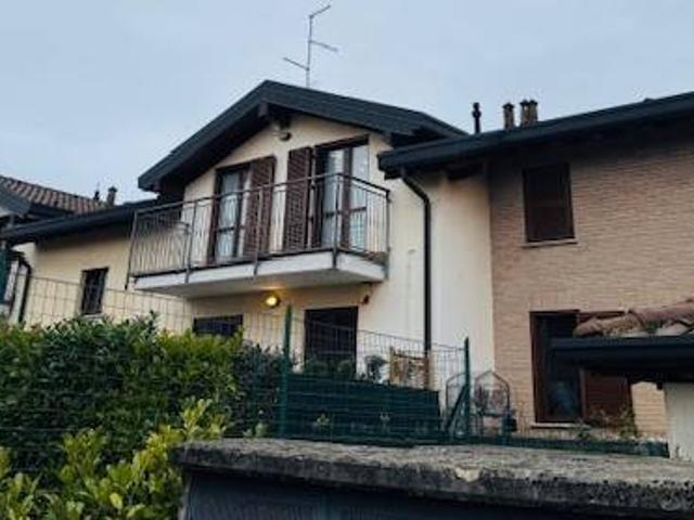 Appartamento in vendita a Appiano Gentile, Lombardia