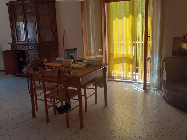 Appartamento in vendita a Marche, Macerata