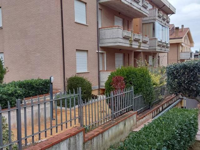 Appartamento in vendita a Marche, Macerata