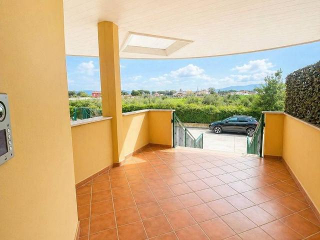 Appartamento in vendita a Colle di Mare, Aprilia