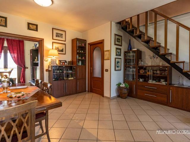 Appartamento in vendita a Campoleone Scalo, Aprilia