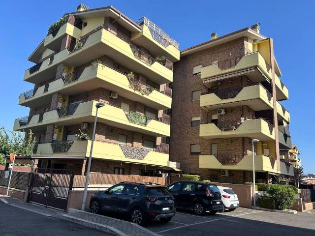 Appartamento in vendita a Toscanini, Aprilia