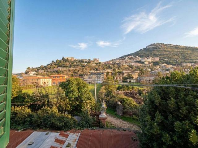 Appartamento in vendita a Arce, Lazio