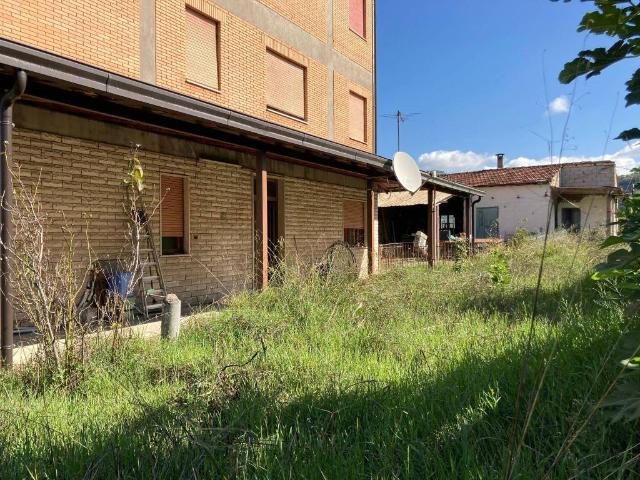 Appartamento in vendita a Arce, Lazio