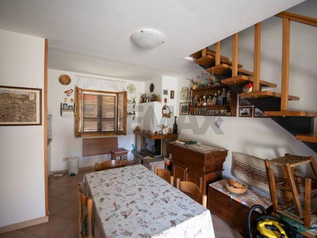 Appartamento in vendita a Santa Croce, Marche