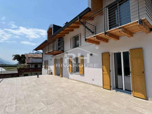Villa Indipendente in vendita a Comunità Alto Garda e Ledro, Arco