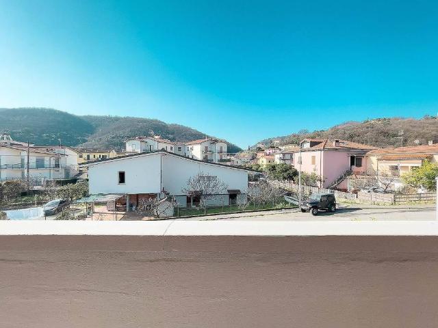 Appartamento in vendita a Arcola, Liguria