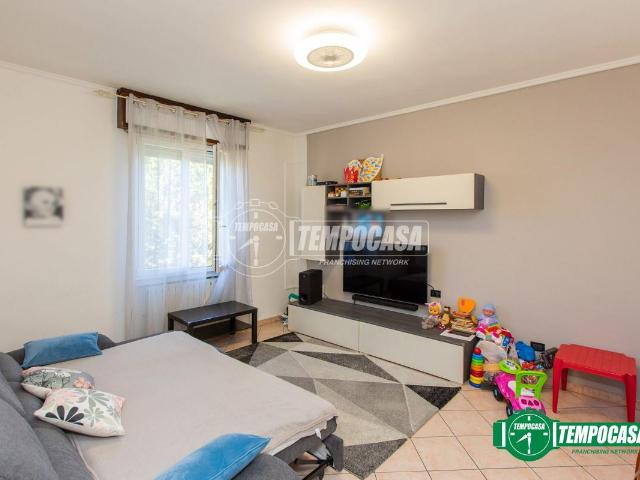 Appartamento in vendita a Arconate, Milano