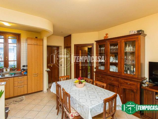 Appartamento in vendita a Arconate, Milano