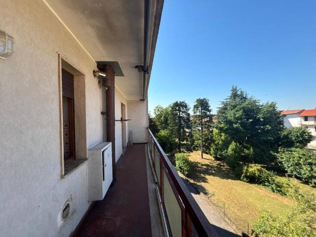 Appartamento in vendita a Arconate, Lombardia