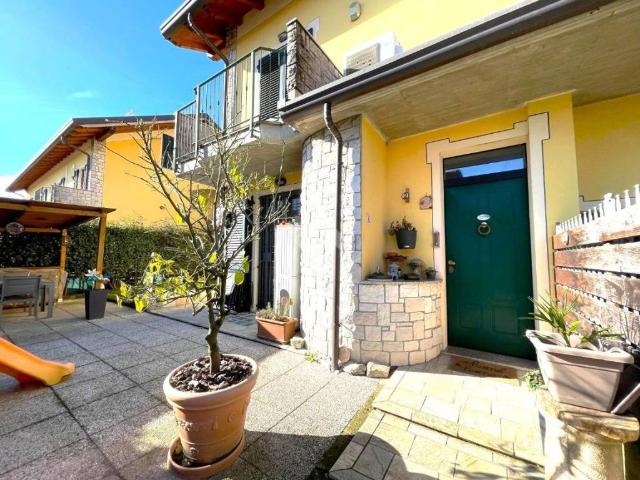 Appartamento in vendita a Arconate, Milano