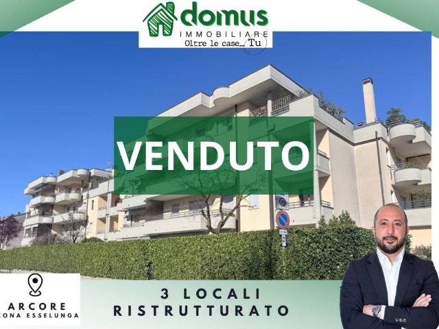 Appartamento in vendita a Arcore, Lombardia