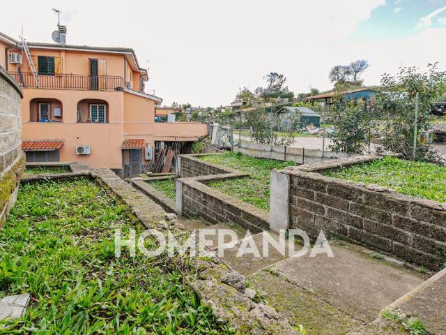 Appartamento in vendita a Montagnano, Roma Capitale