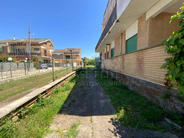 Appartamento in vendita a Roma Capitale, Lazio