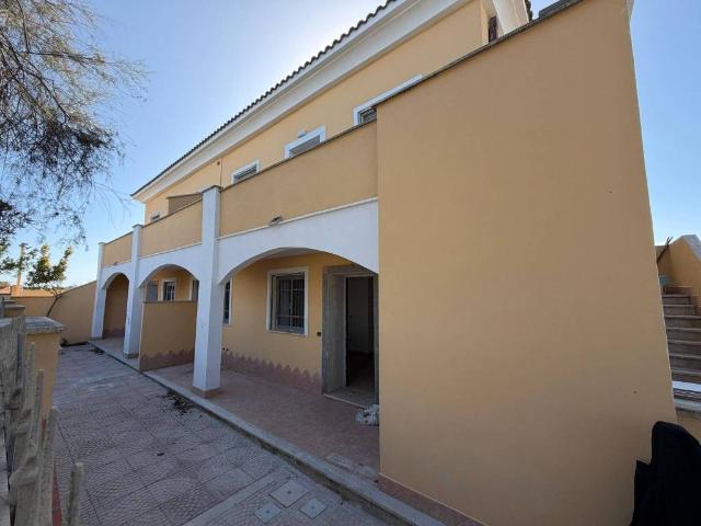 Villa Indipendente in vendita a Centro Regina, Roma Capitale