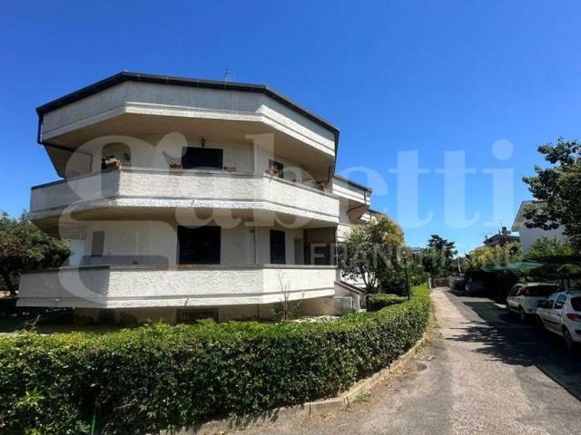 Appartamento in vendita a Roma Capitale, Lazio