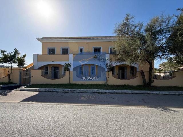 Villa Indipendente in vendita a Centro Regina, Roma Capitale