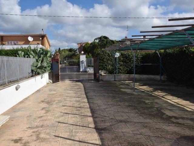 Villa Indipendente in vendita a Roma Capitale, Lazio